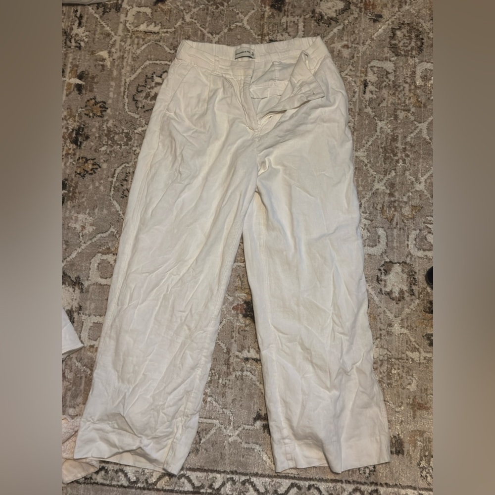 FITTED LINEN PANTS